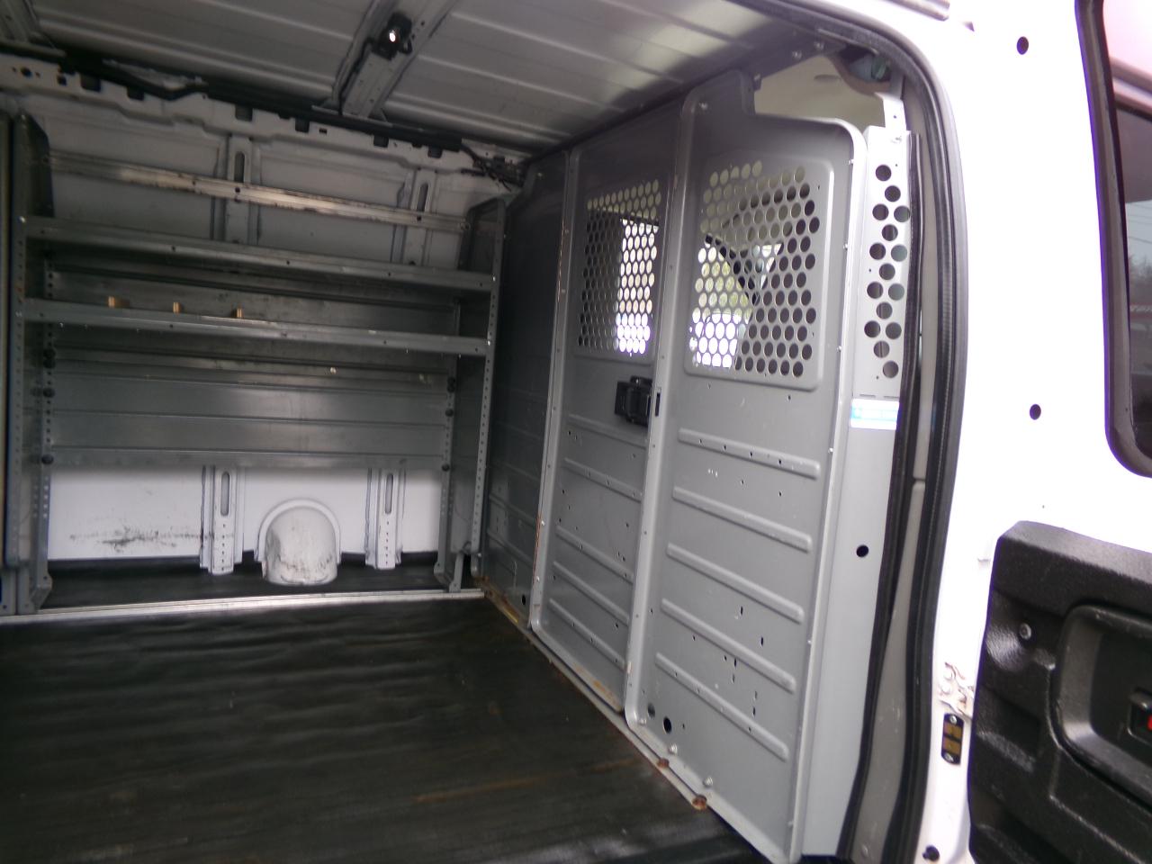 Chevrolet Express Cargo Van RWD 2500 135" 2018