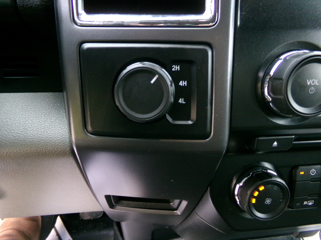 Ford F-150 XLT SuperCab 6.5-ft. Bed 4WD 2016