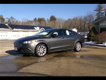 2017 Ford Fusion SE FWD