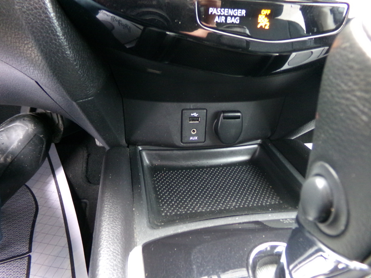 Nissan Rogue AWD 4dr SL 2015