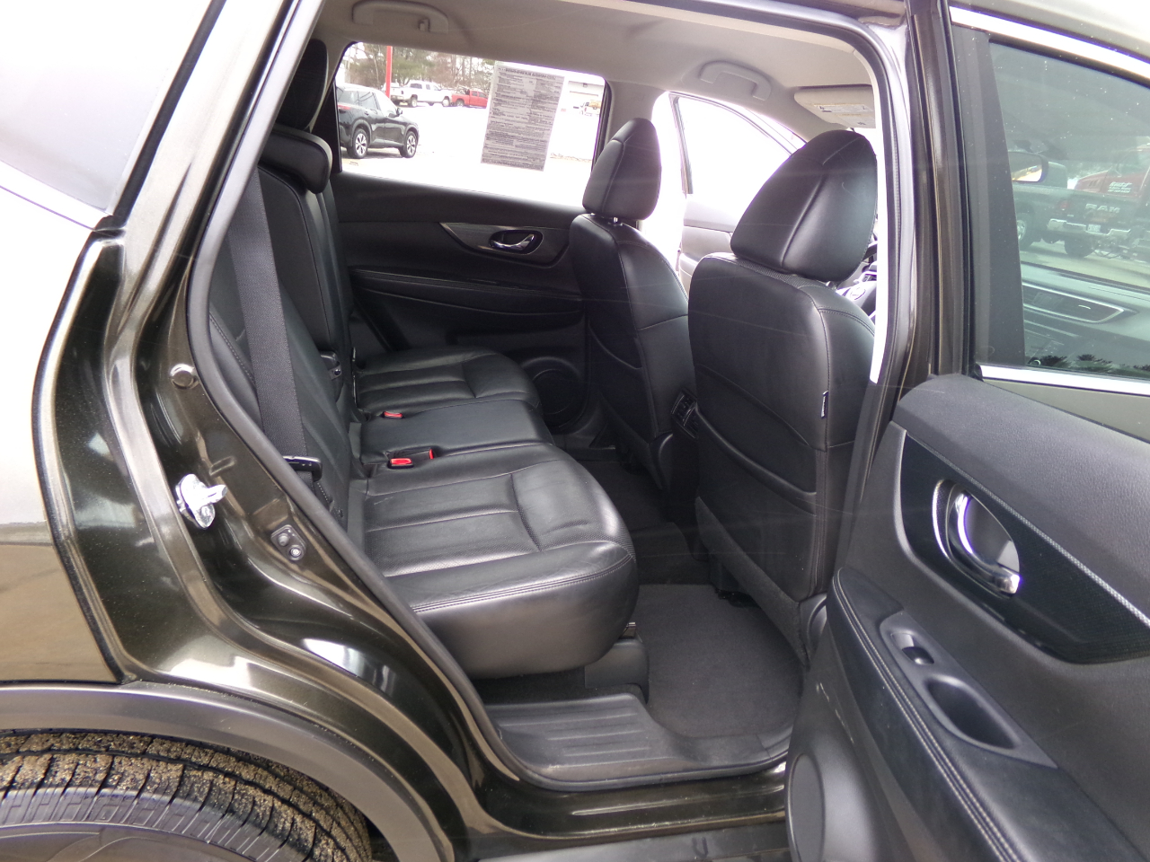 Nissan Rogue AWD 4dr SL 2015