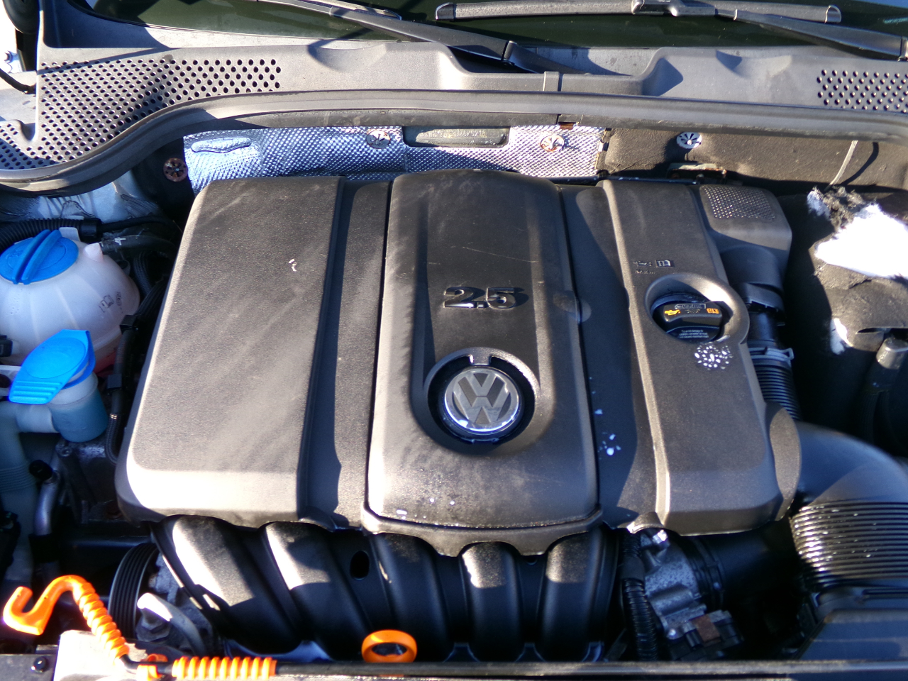 Volkswagen Beetle Coupe 2dr Man 2.5L PZEV 2013