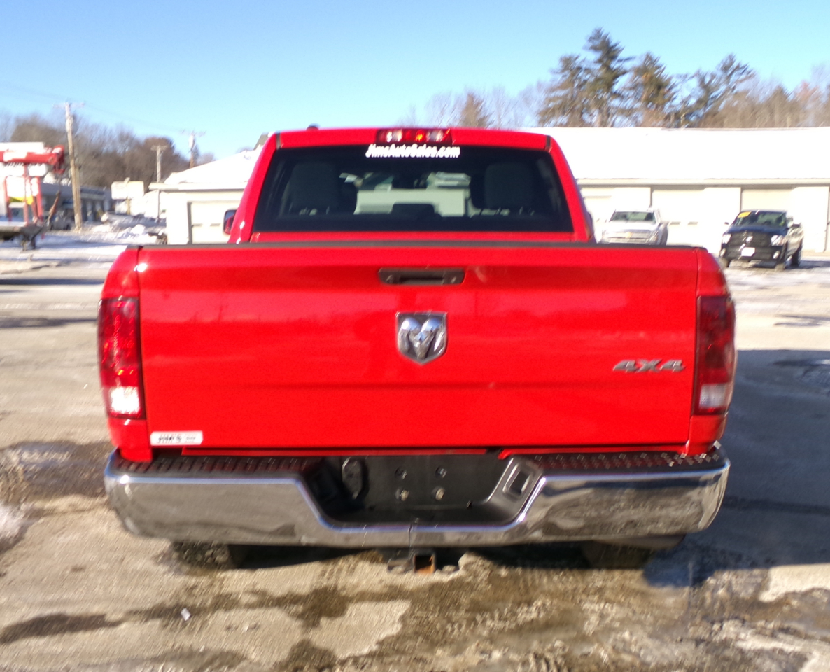 RAM 1500 Tradesman 4x4 Crew Cab 5'7" Box 2018