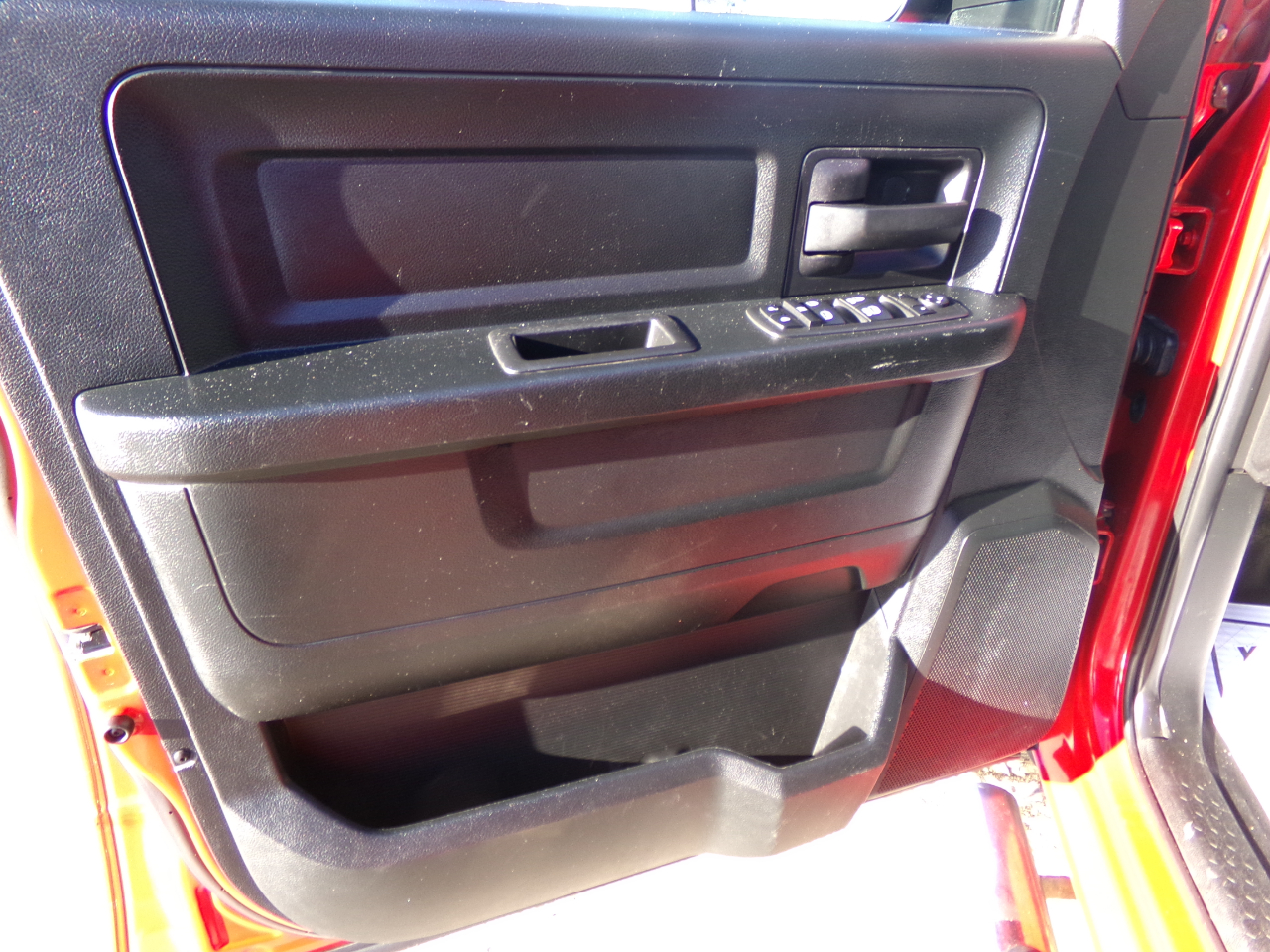 RAM 1500 Tradesman 4x4 Crew Cab 5'7" Box 2018