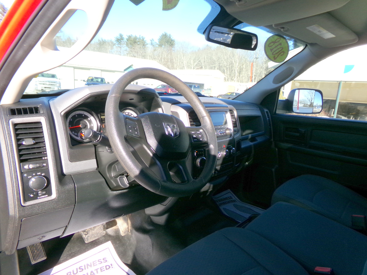 RAM 1500 Tradesman 4x4 Crew Cab 5'7" Box 2018