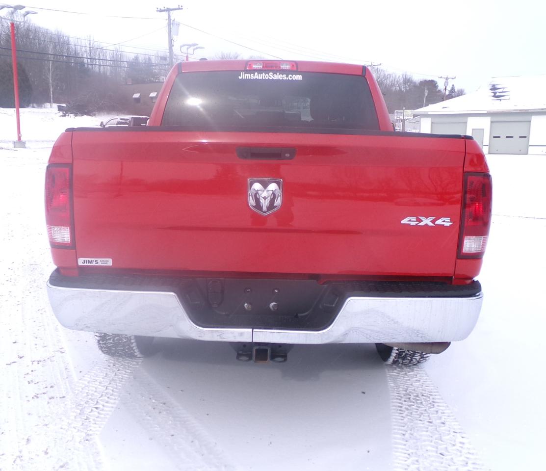 RAM 1500 Tradesman 4x4 Crew Cab 5'7" Box 2018
