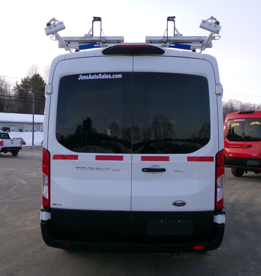 Ford Transit Passenger Wagon T-150 130" Med Roof XLT Sliding RH Dr 2019