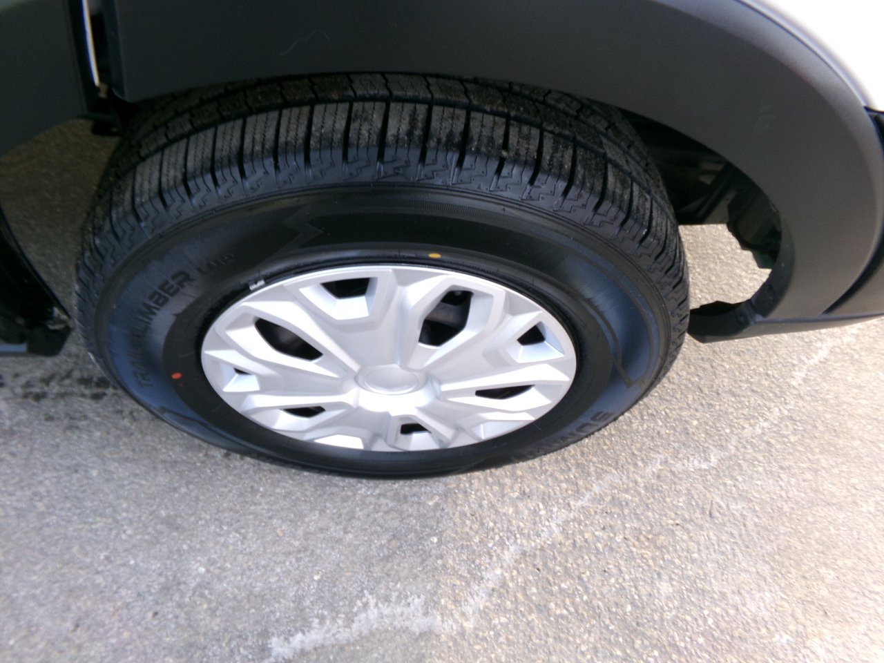 Ford Transit Passenger Wagon T-150 130" Med Roof XLT Sliding RH Dr 2019