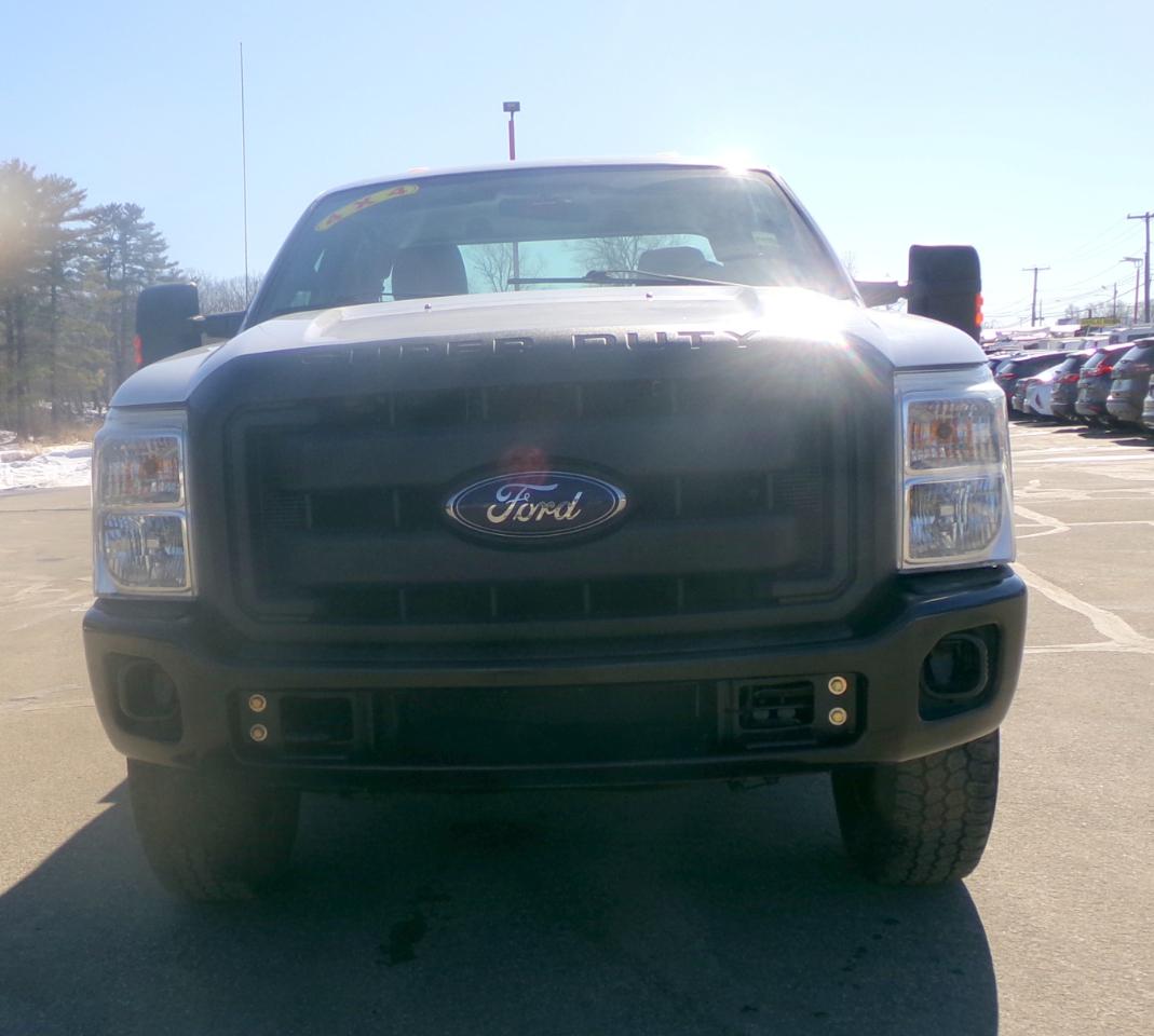 Ford Super Duty F-350 SRW 4WD SuperCab 158" XLT 2012