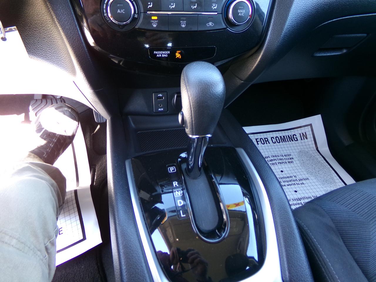 Nissan Rogue AWD 4dr S 2015