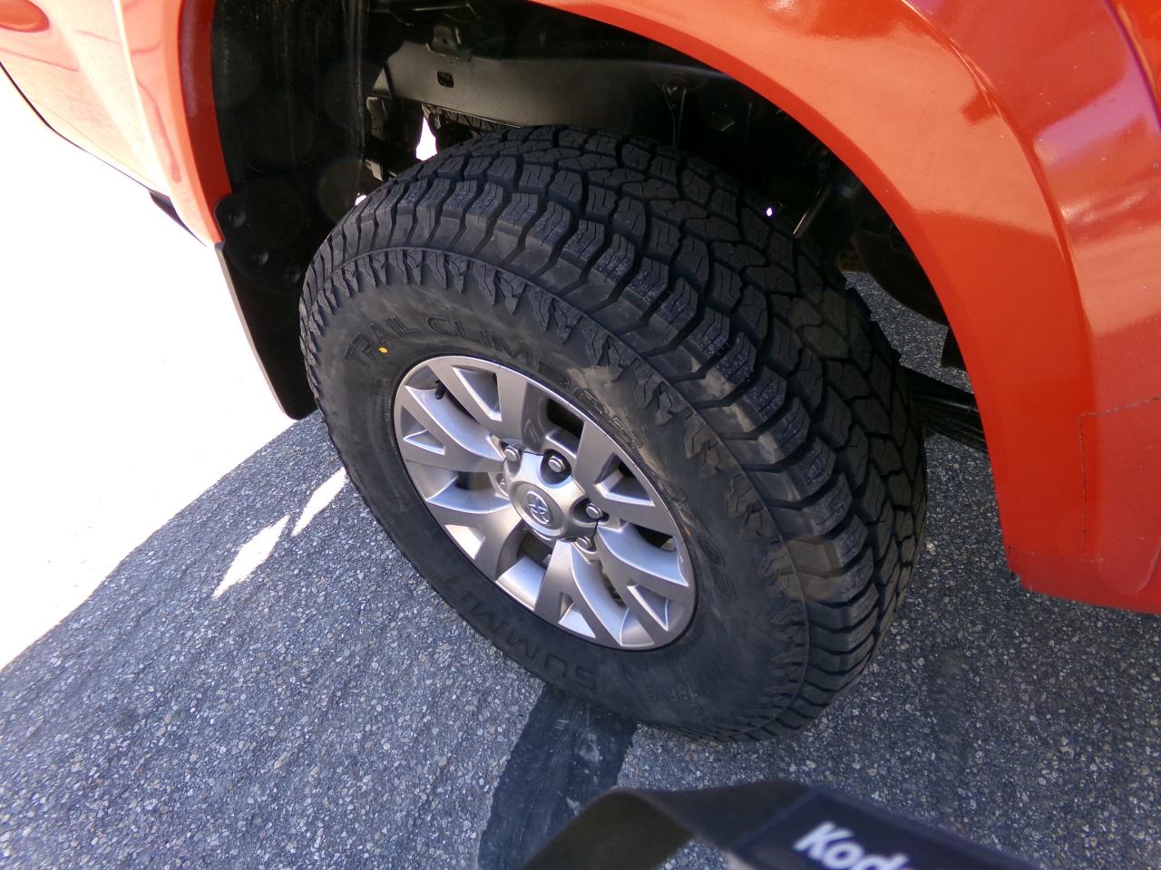 Toyota Tacoma 4WD Access Cab V6 MT (Natl) 2017