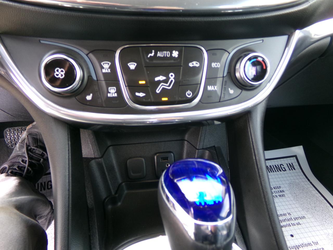 Chevrolet Volt 5dr HB Premier 2017