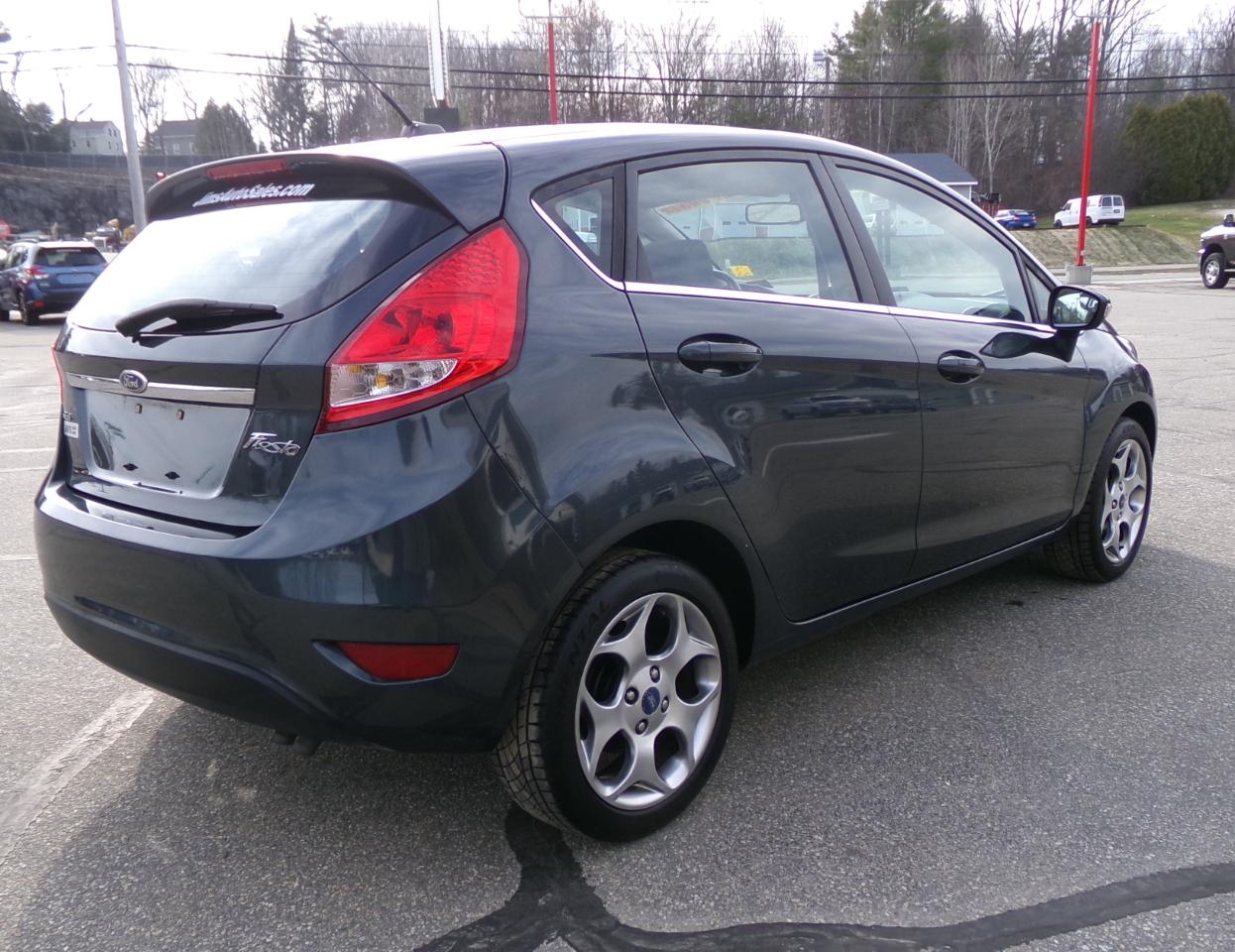 Ford Fiesta 5dr HB SES 2011