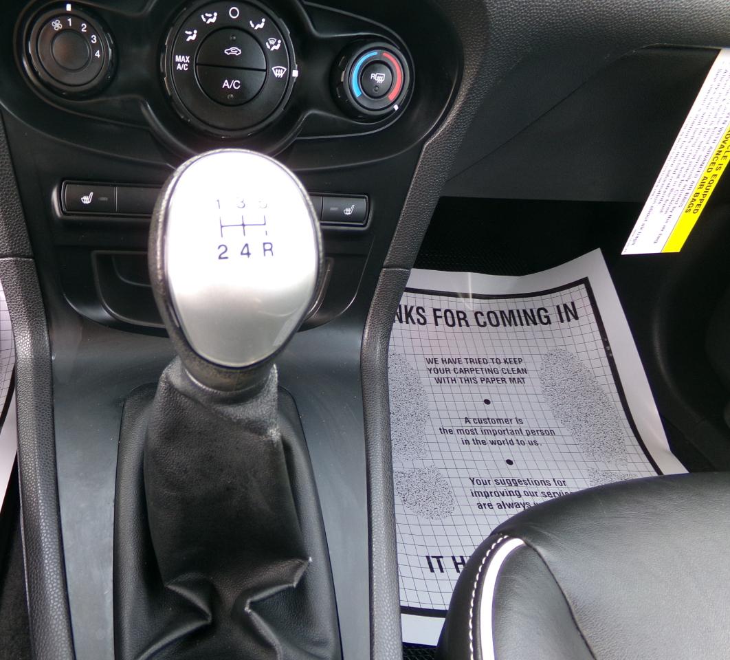 Ford Fiesta 5dr HB SES 2011