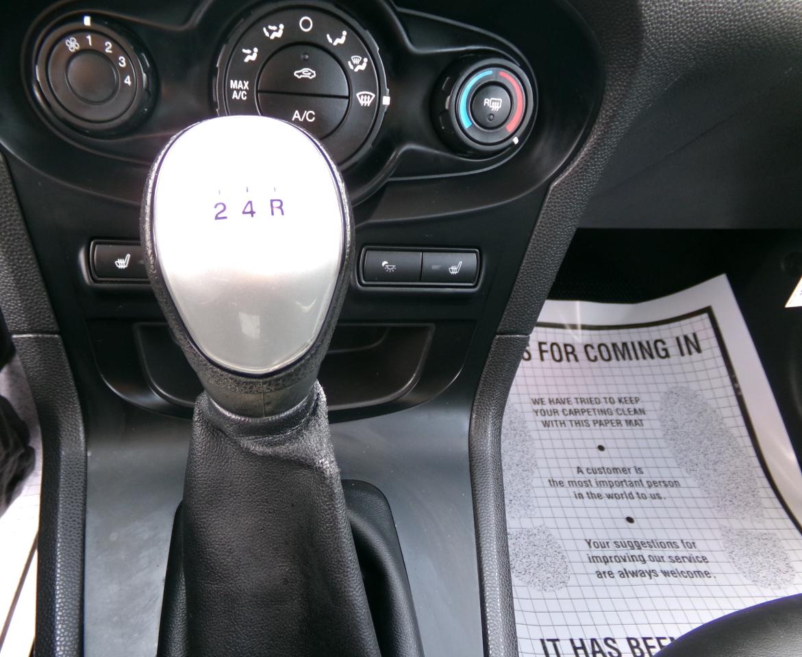 Ford Fiesta 5dr HB SES 2011