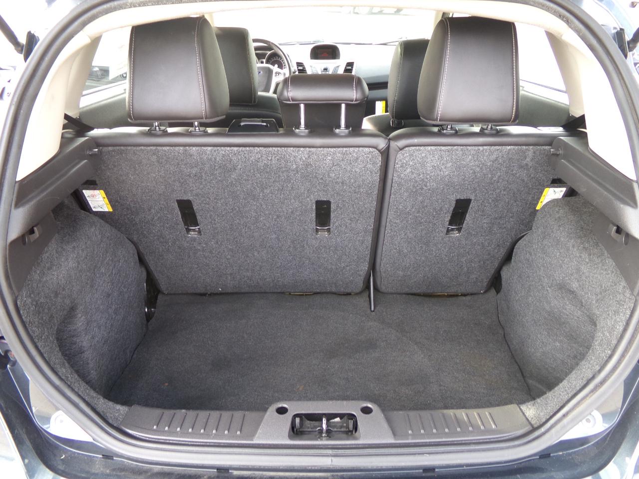 Ford Fiesta 5dr HB SES 2011