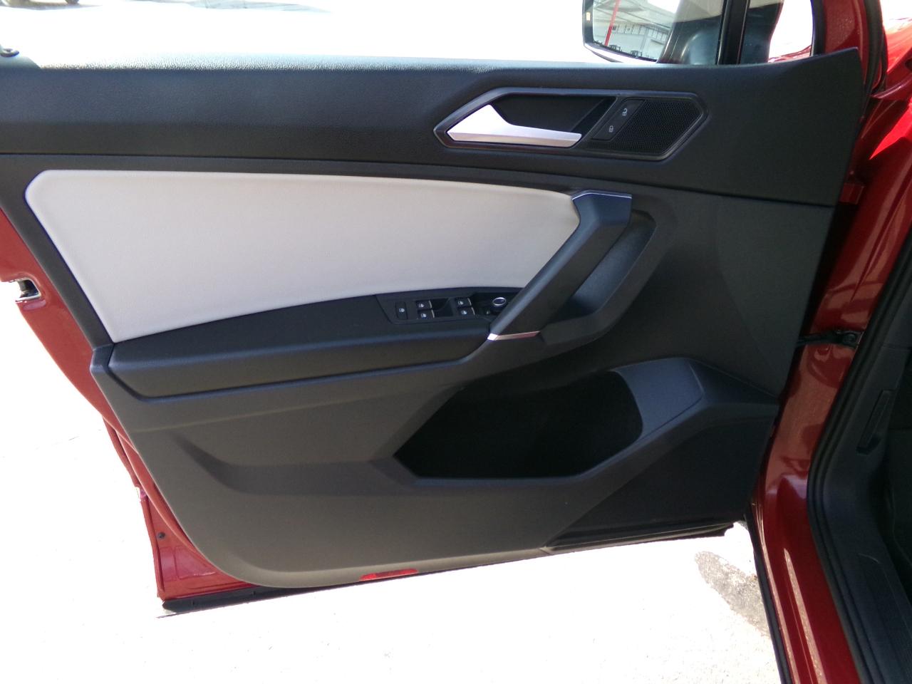 Volkswagen Tiguan 2.0T SEL 4MOTION 2018