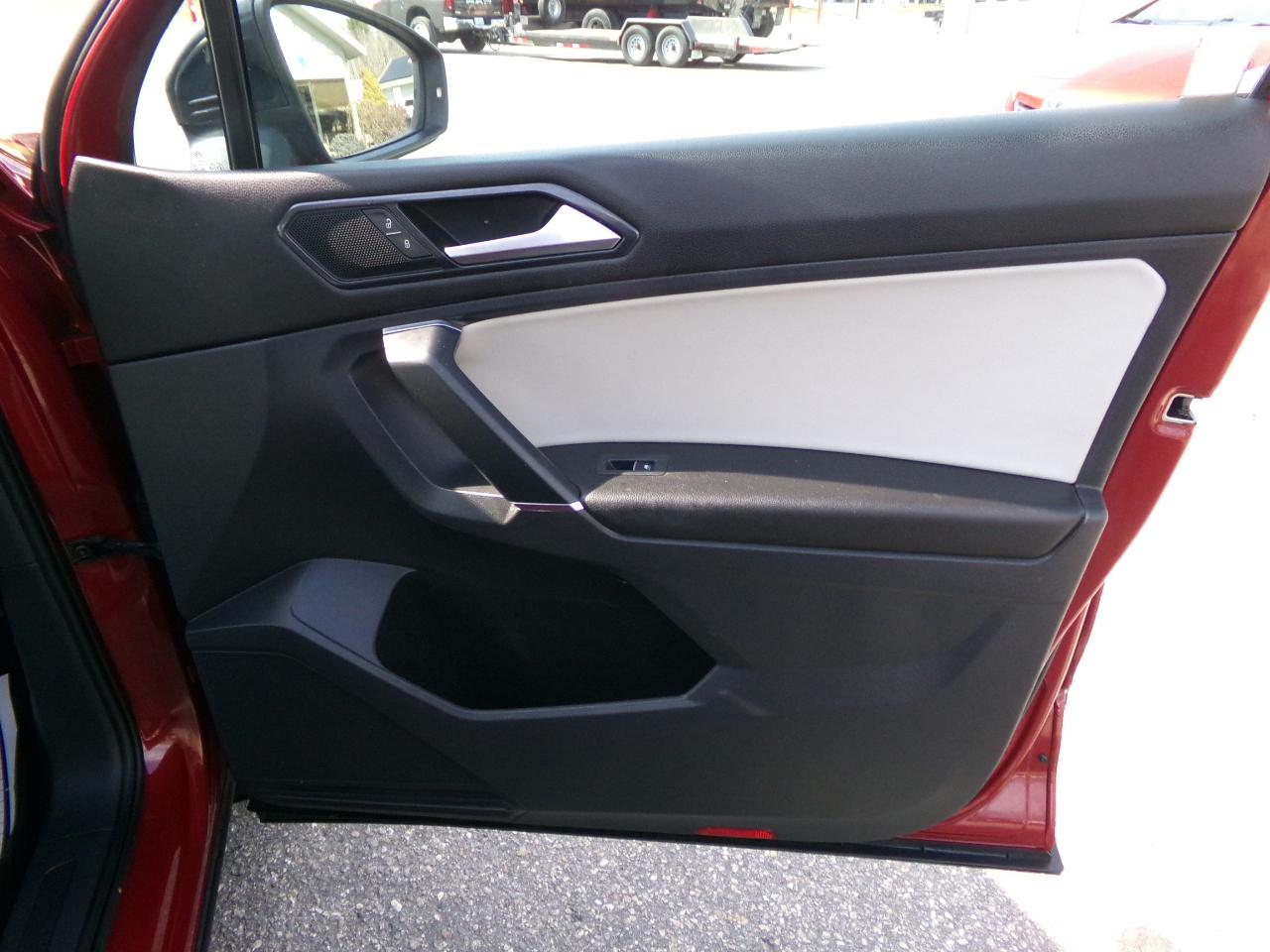 Volkswagen Tiguan 2.0T SEL 4MOTION 2018