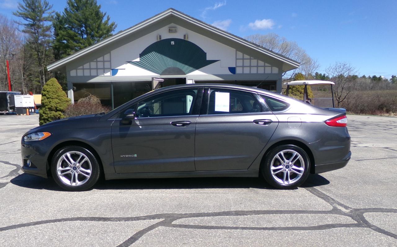Ford Fusion 4dr Sdn SE Hybrid FWD 2015