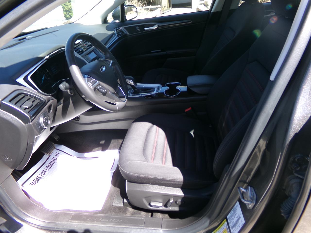 Ford Fusion 4dr Sdn SE Hybrid FWD 2015