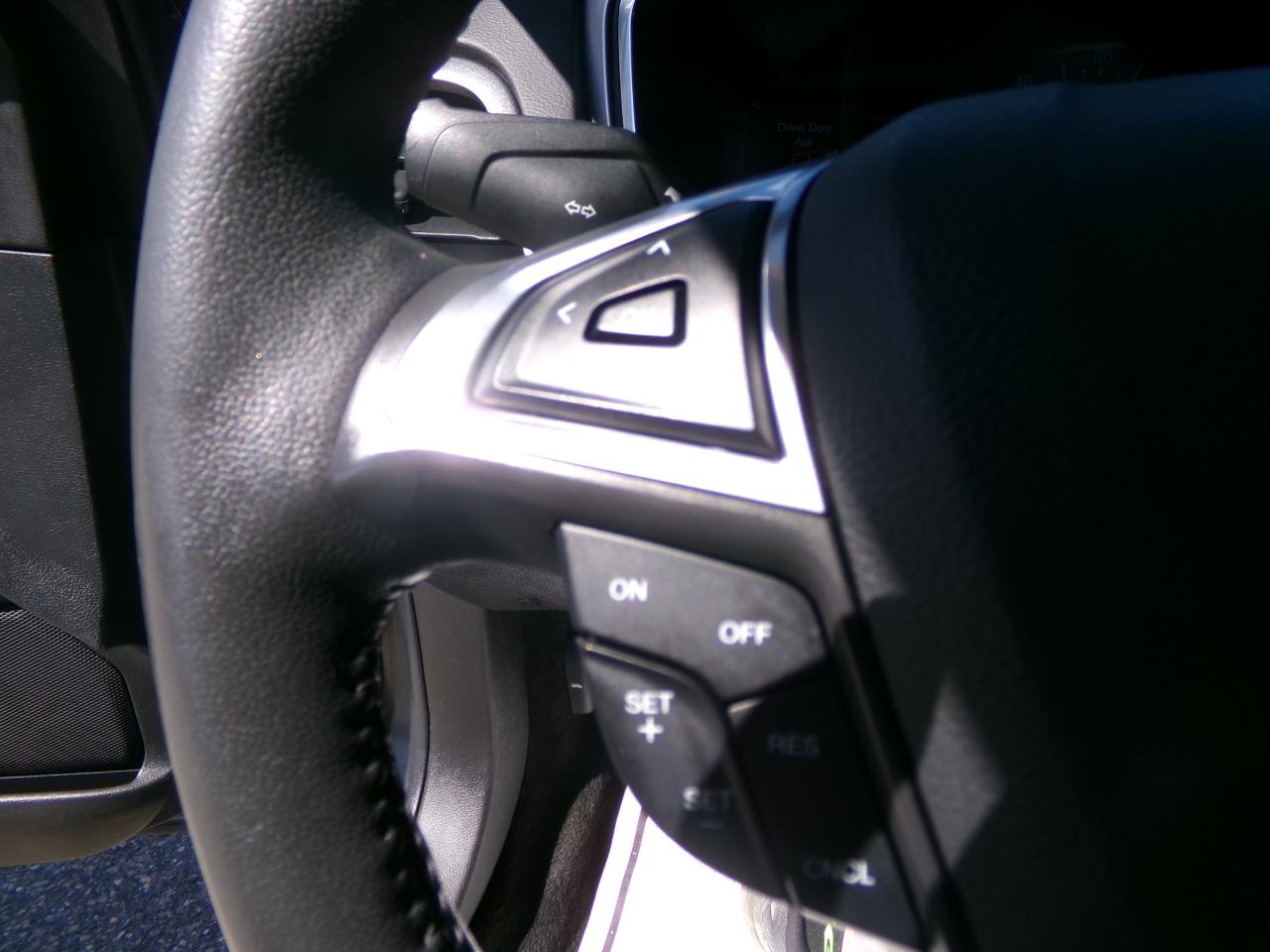 Ford Fusion 4dr Sdn SE Hybrid FWD 2015