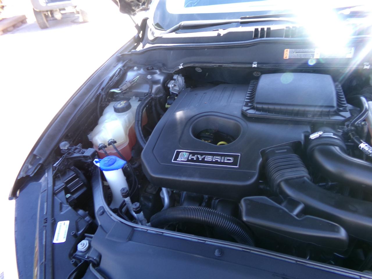 Ford Fusion 4dr Sdn SE Hybrid FWD 2015