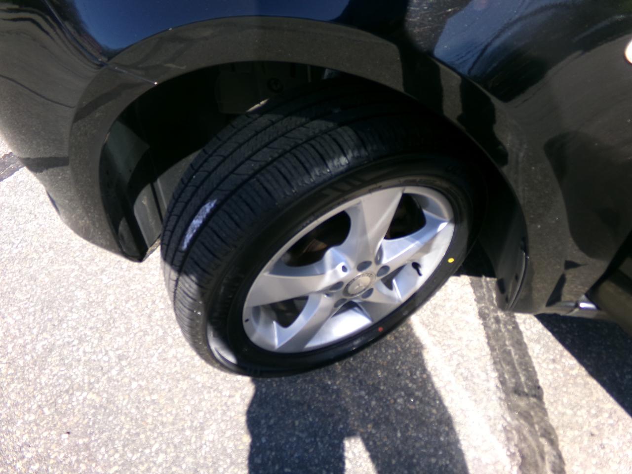 Mercedes-Benz Metris Passenger Van Standard Roof 126" Wheelbase 2018