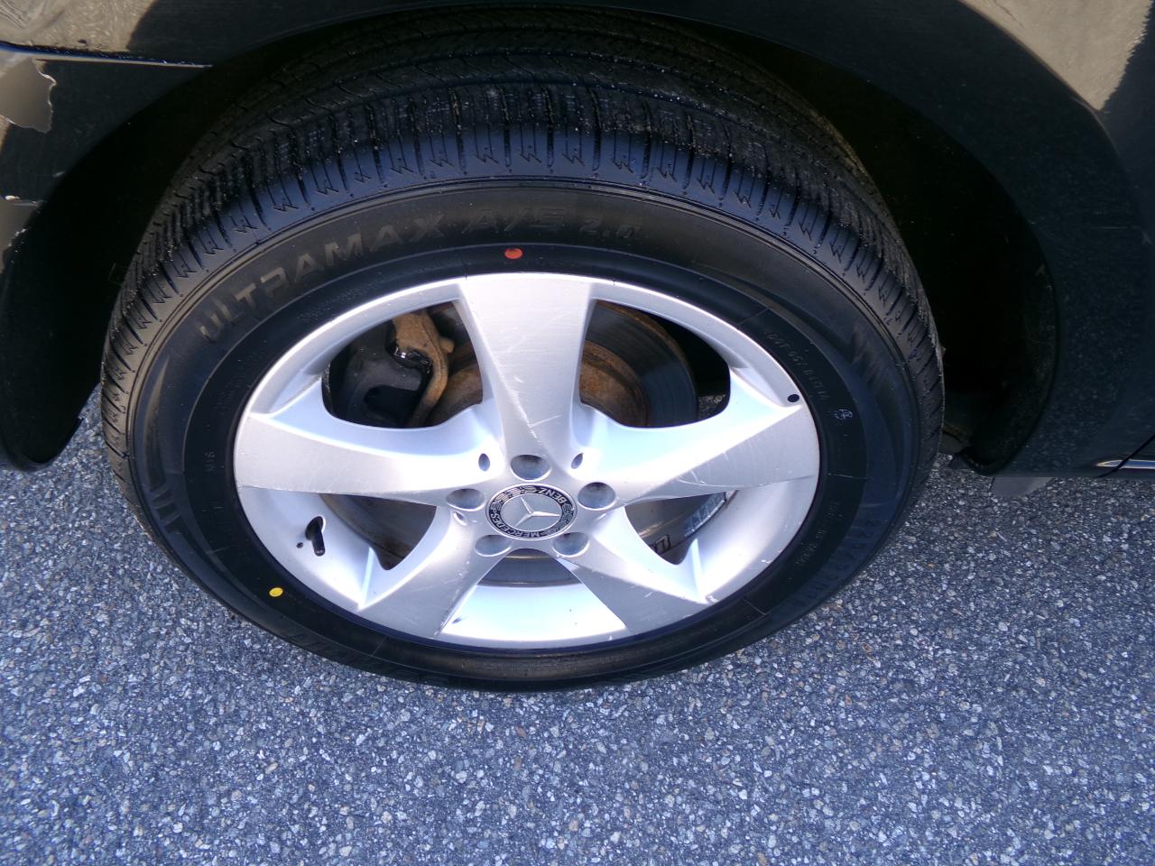 Mercedes-Benz Metris Passenger Van Standard Roof 126" Wheelbase 2018