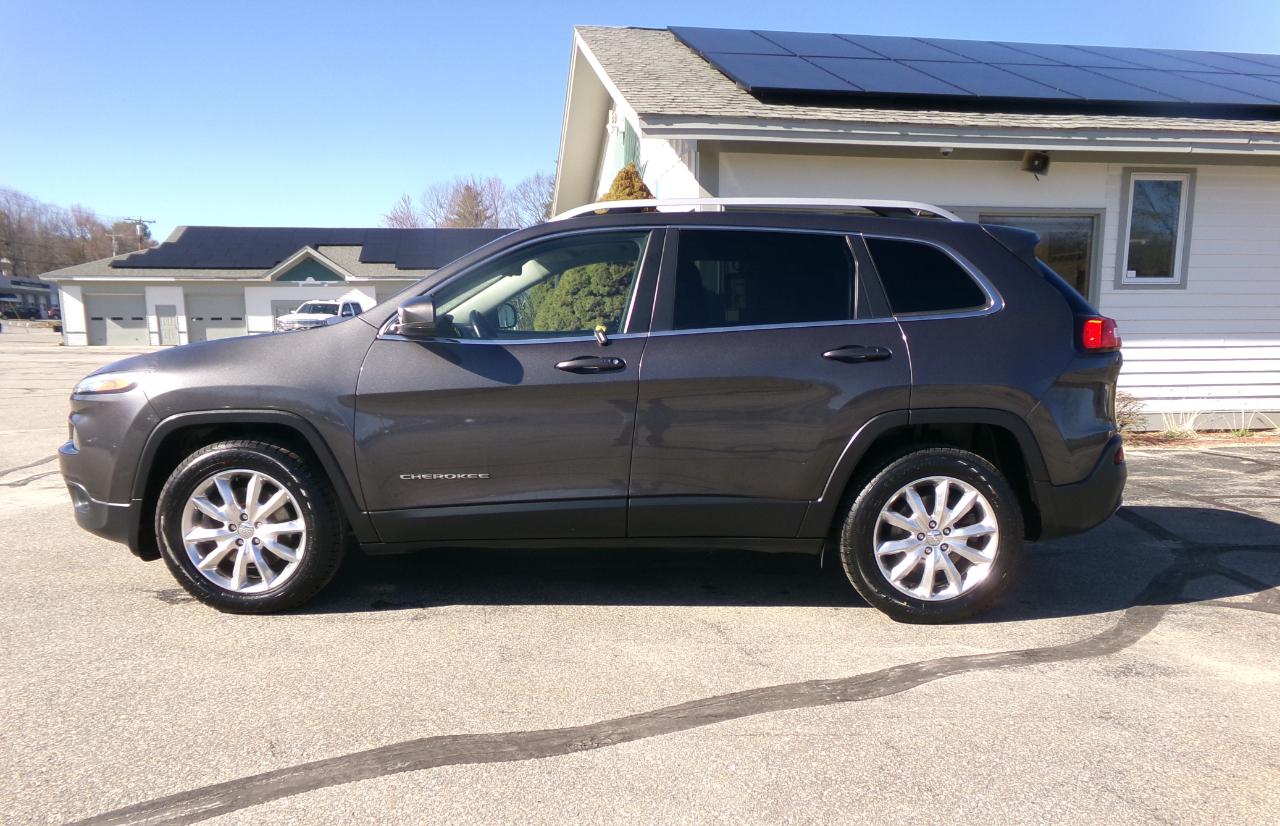 Jeep Cherokee 4WD 4dr Limited 2016