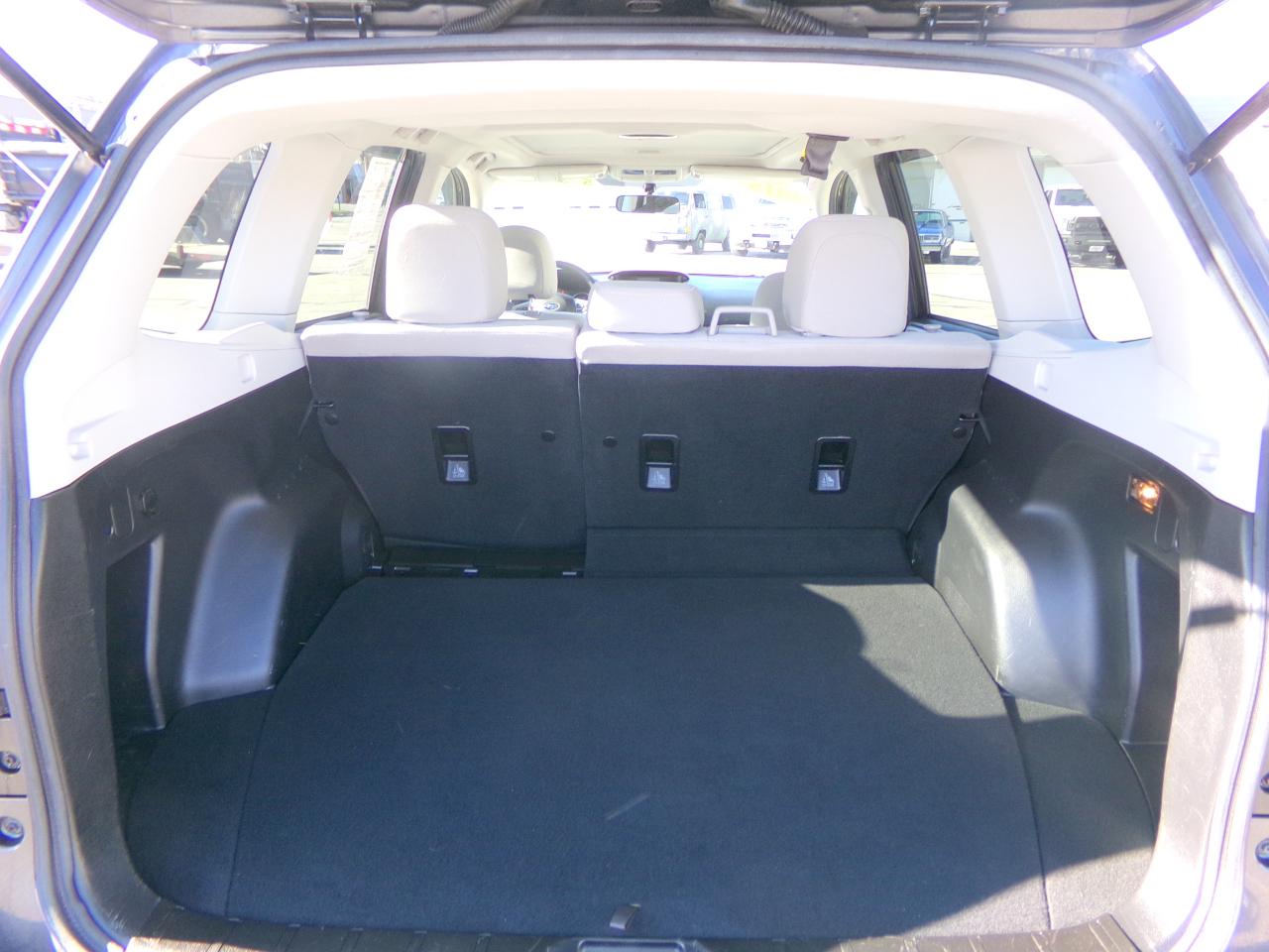 Subaru Forester 4dr Man 2.5i Premium PZEV 2015