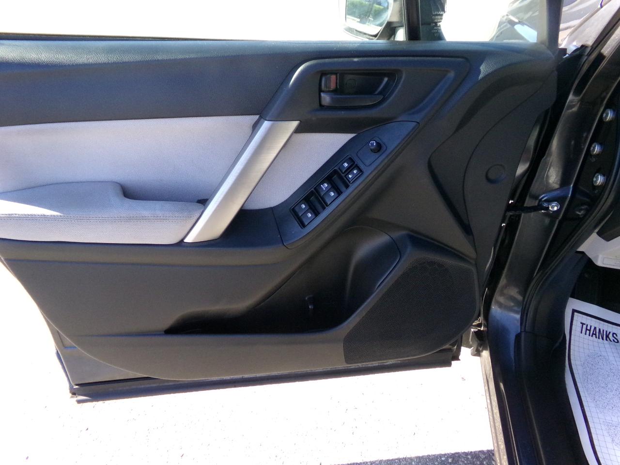 Subaru Forester 4dr Man 2.5i Premium PZEV 2015