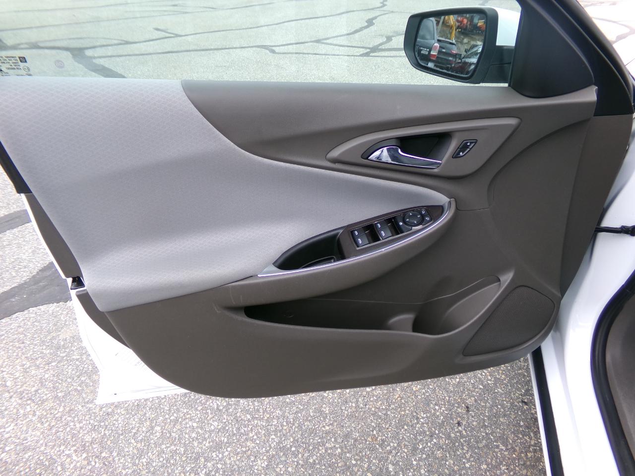 Chevrolet Malibu 4dr Sdn LT 2022