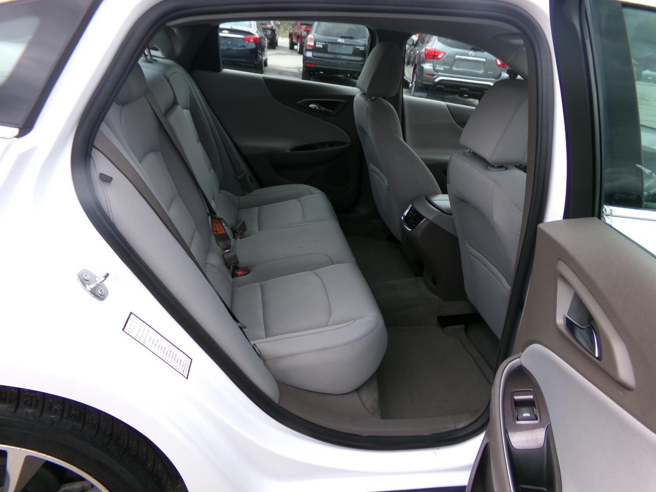 Chevrolet Malibu 4dr Sdn LT 2022