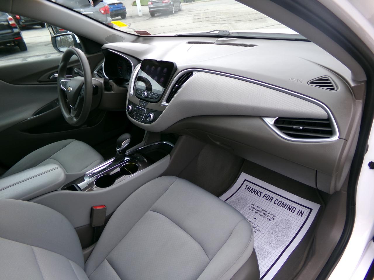 Chevrolet Malibu 4dr Sdn LT 2022