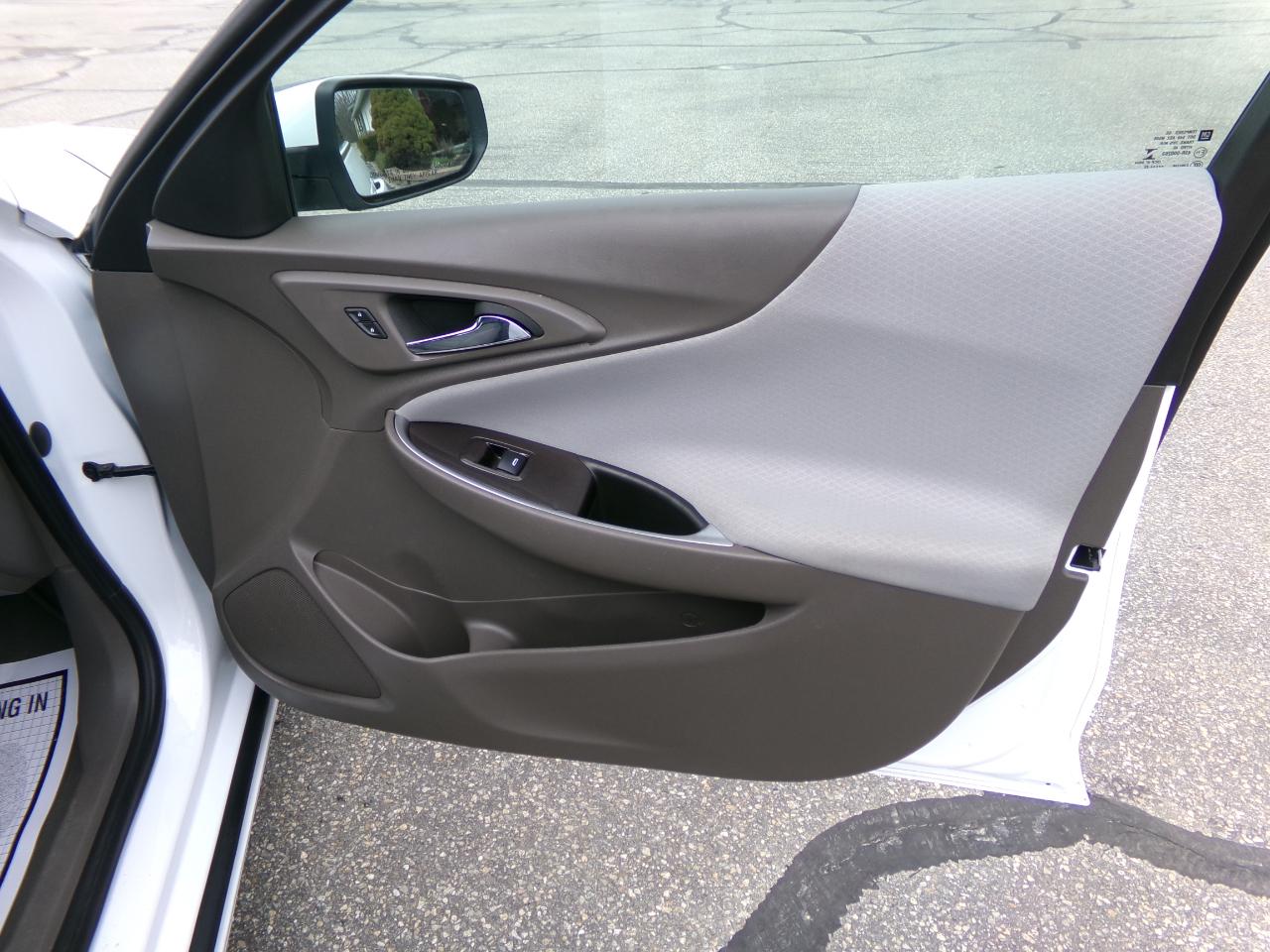 Chevrolet Malibu 4dr Sdn LT 2022