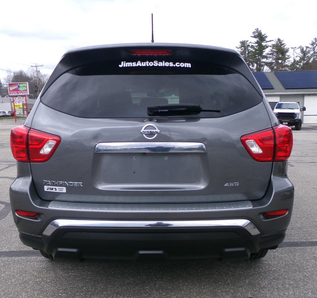 Nissan Pathfinder 4x4 S 2017