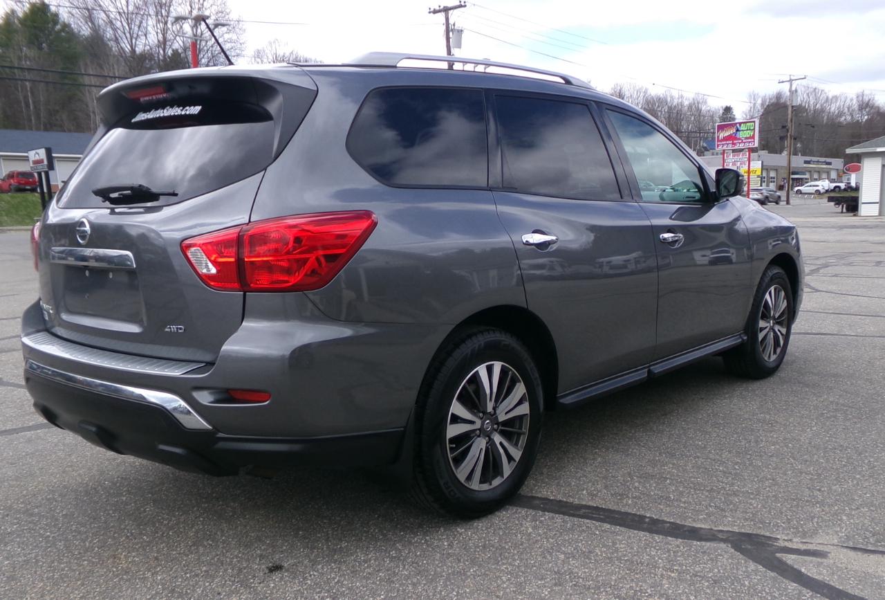 Nissan Pathfinder 4x4 S 2017