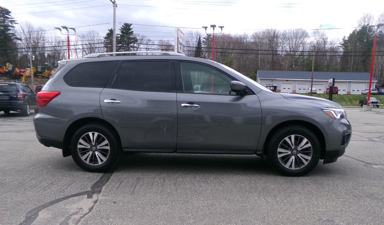 Nissan Pathfinder 4x4 S 2017