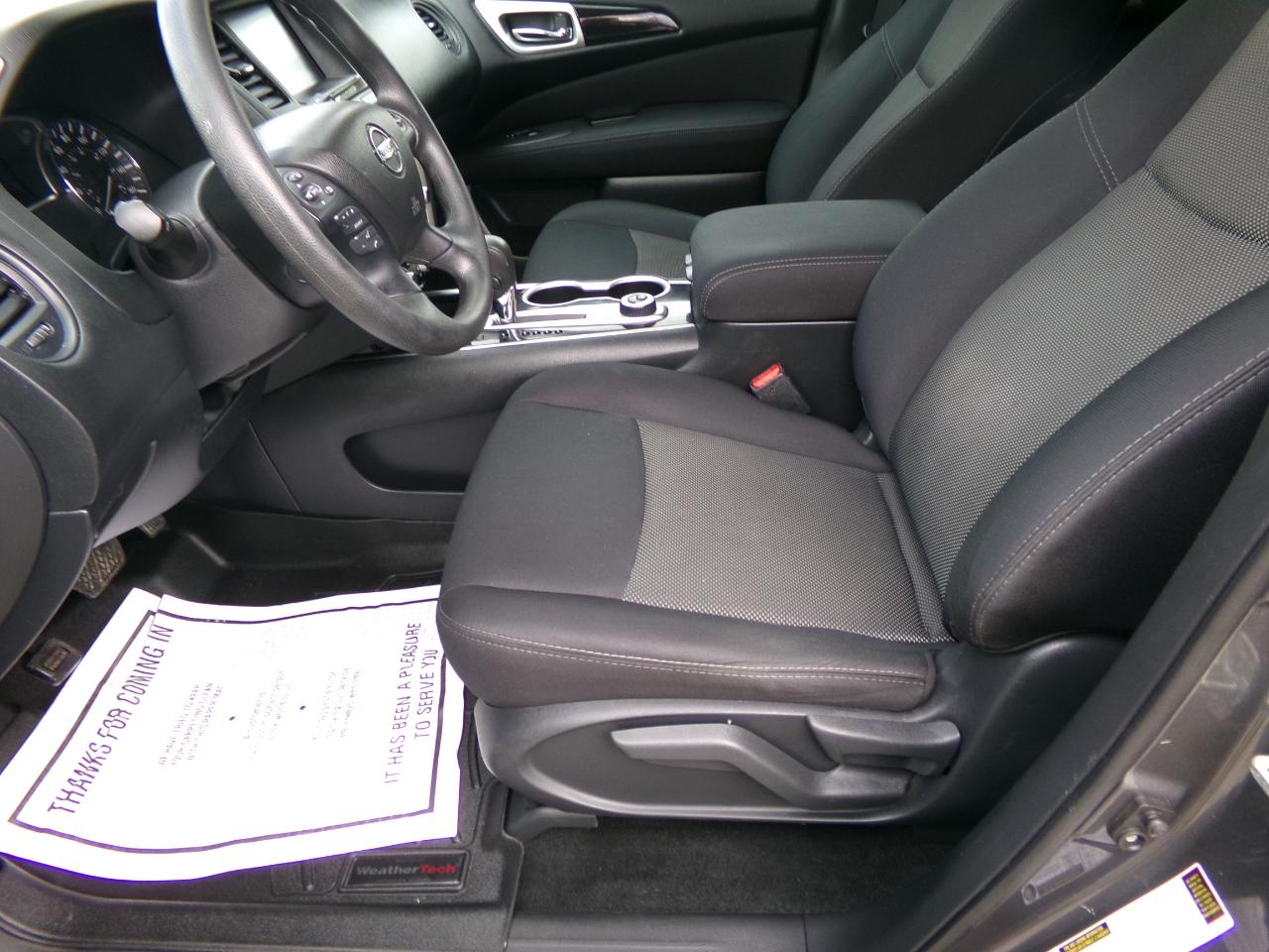 Nissan Pathfinder 4x4 S 2017