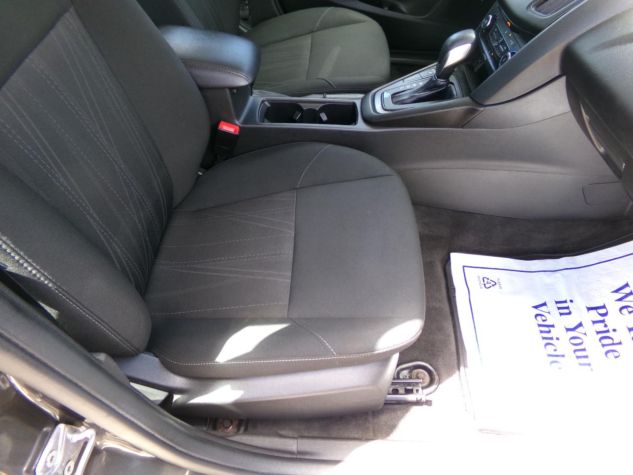 Ford Focus SE Hatch 2018