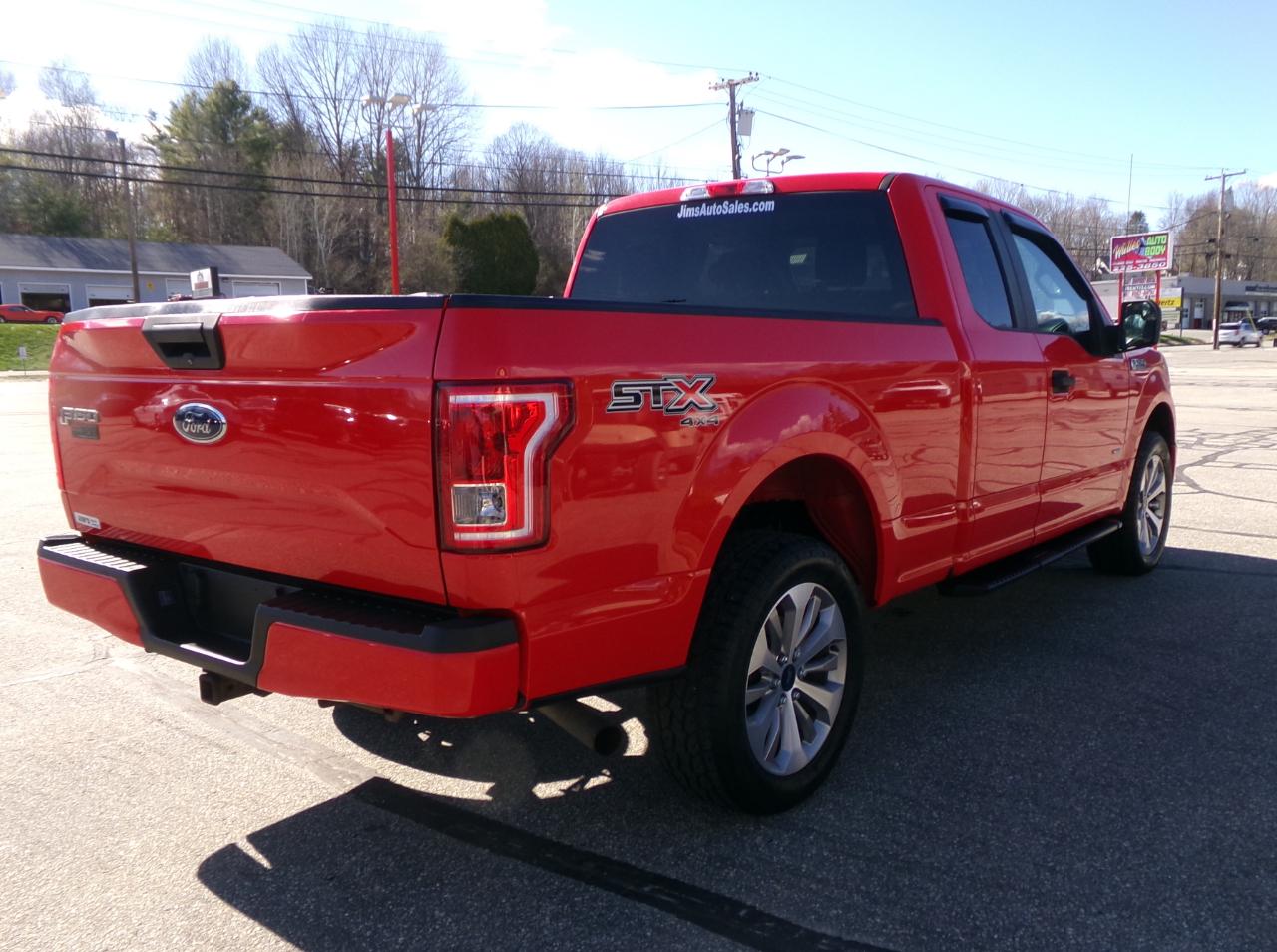 Ford F-150 4WD SuperCab 145" STX 2017