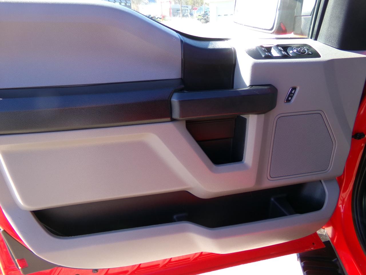 Ford F-150 4WD SuperCab 145" STX 2017
