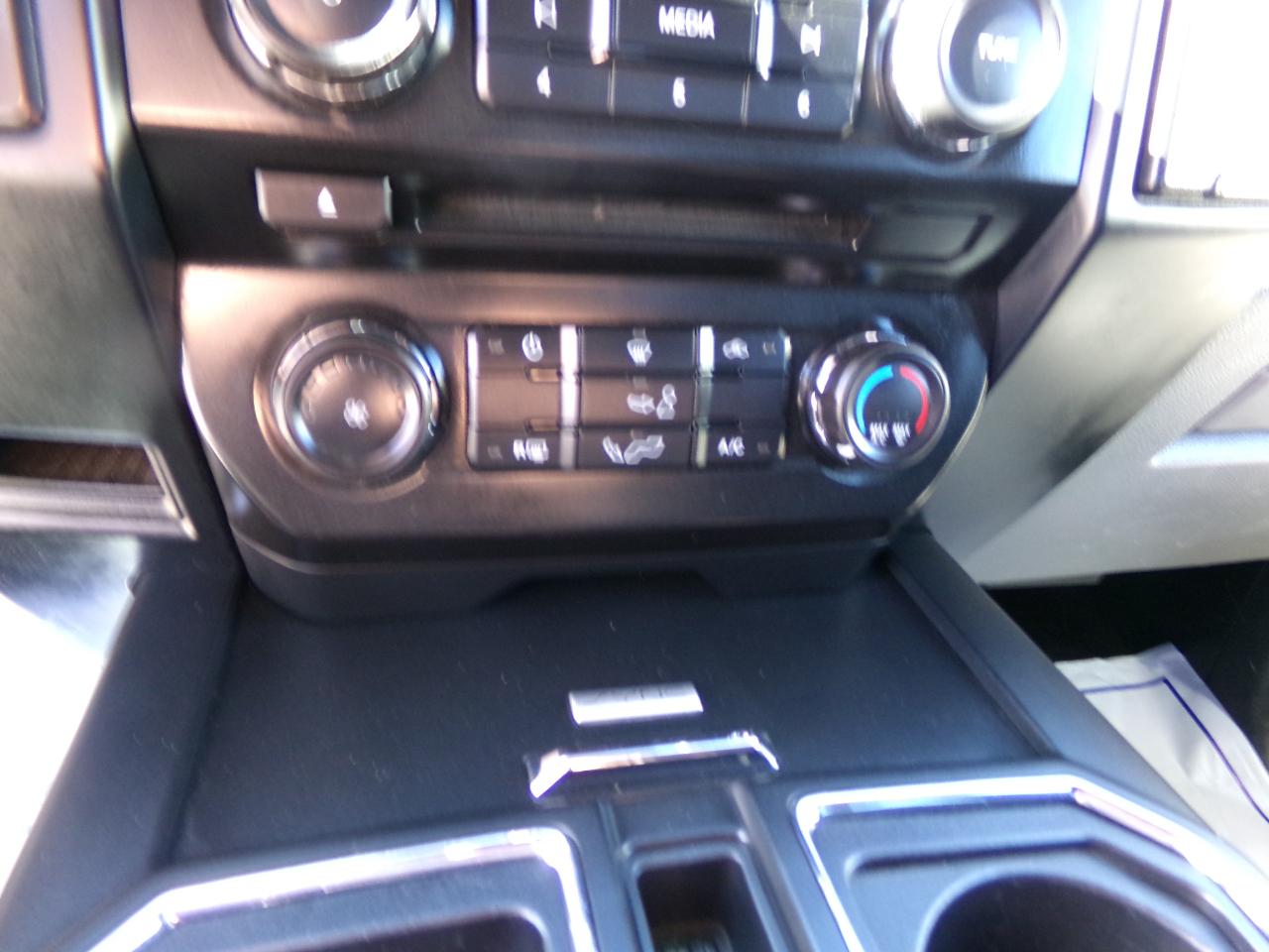 Ford F-150 4WD SuperCab 145" STX 2017