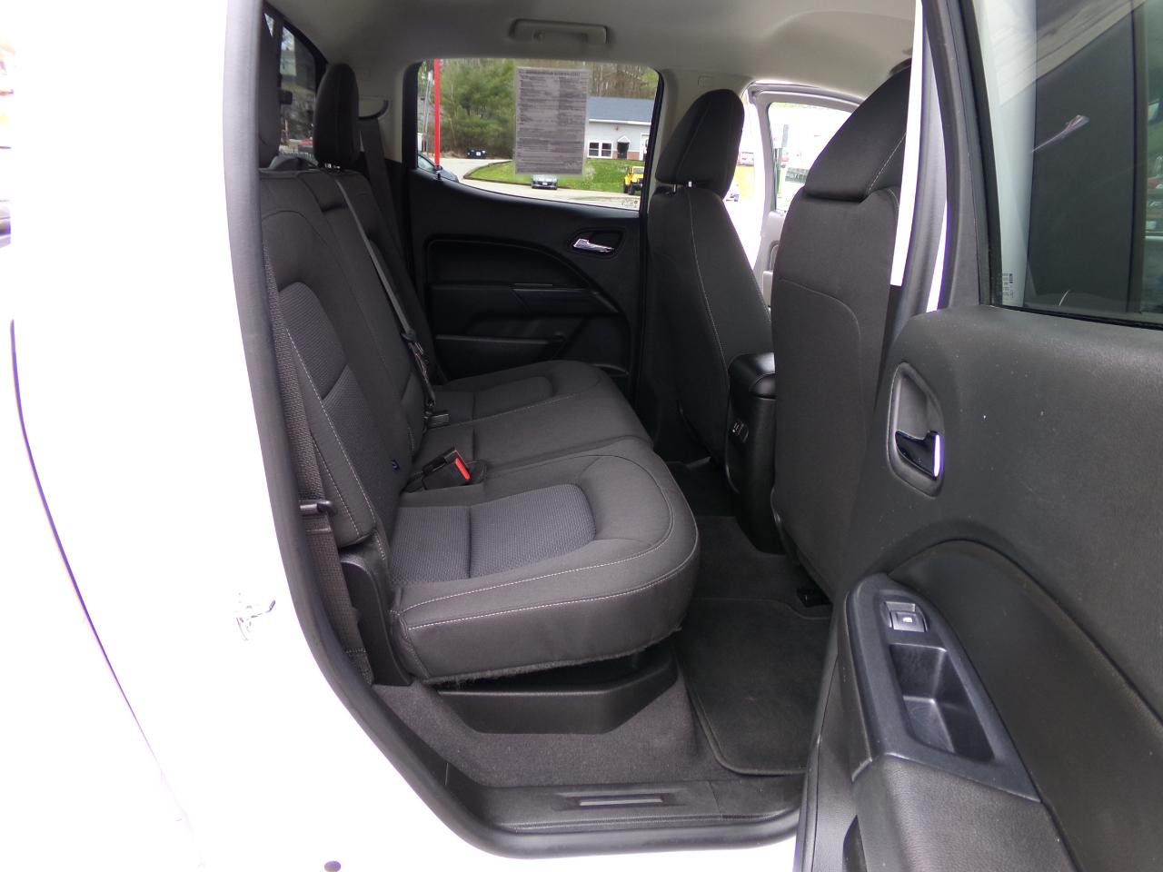 Chevrolet Colorado 4WD Crew Cab 141" LT 2021