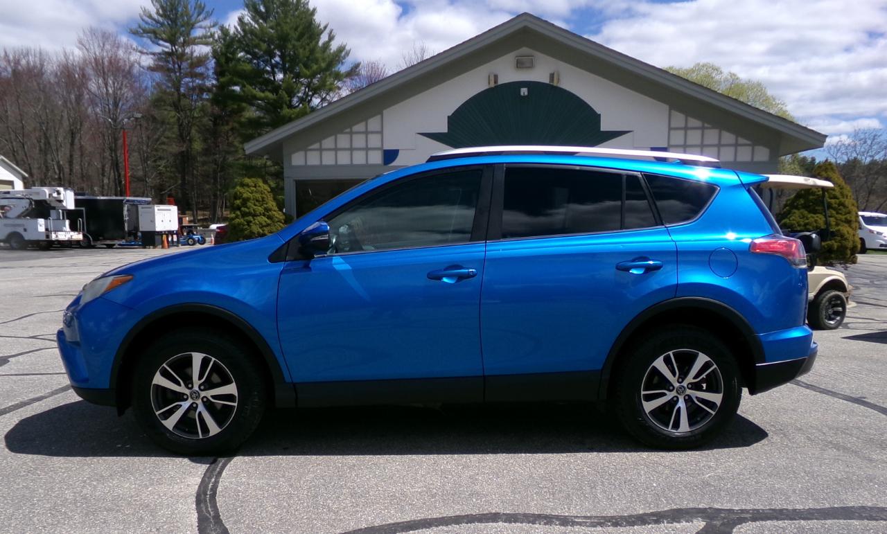 Toyota RAV4 AWD 4dr XLE (Natl) 2016