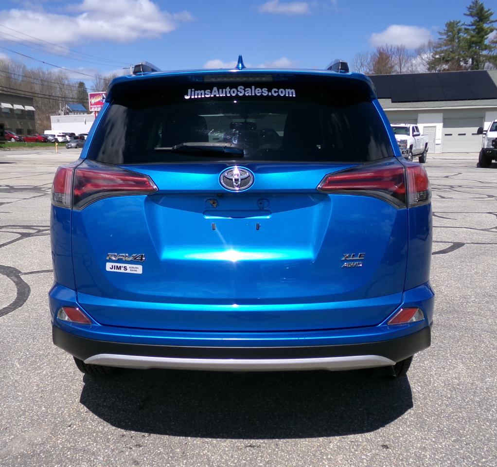 Toyota RAV4 AWD 4dr XLE (Natl) 2016