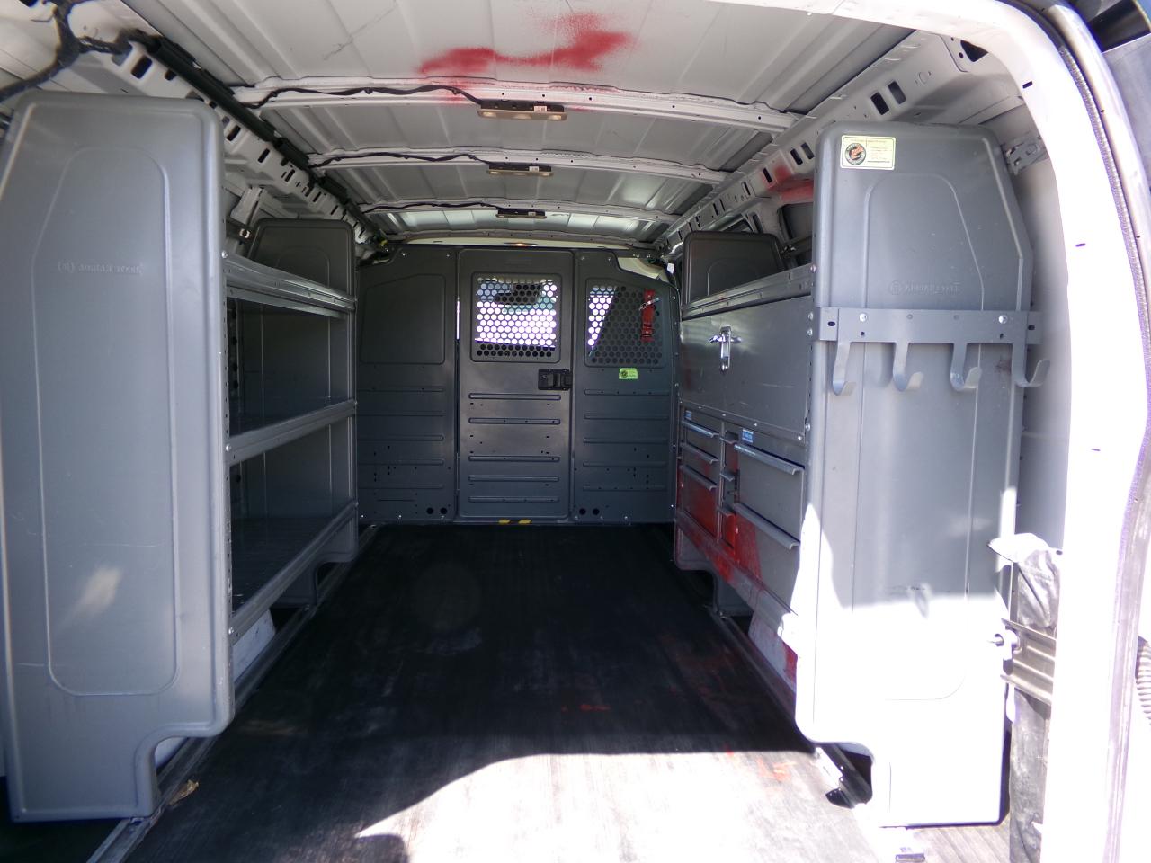 Chevrolet Express Cargo Van RWD 2500 135" 2020