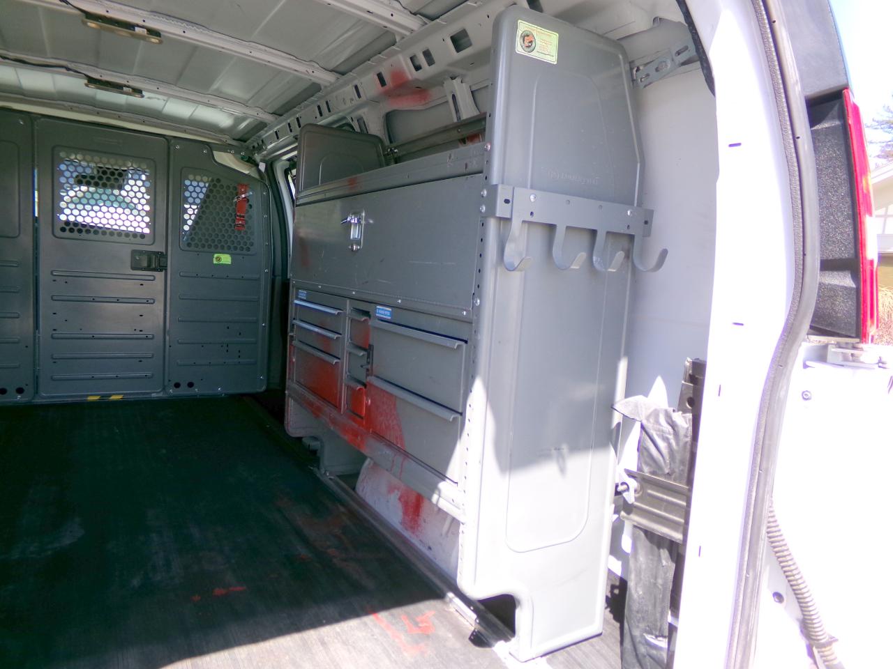 Chevrolet Express Cargo Van RWD 2500 135" 2020
