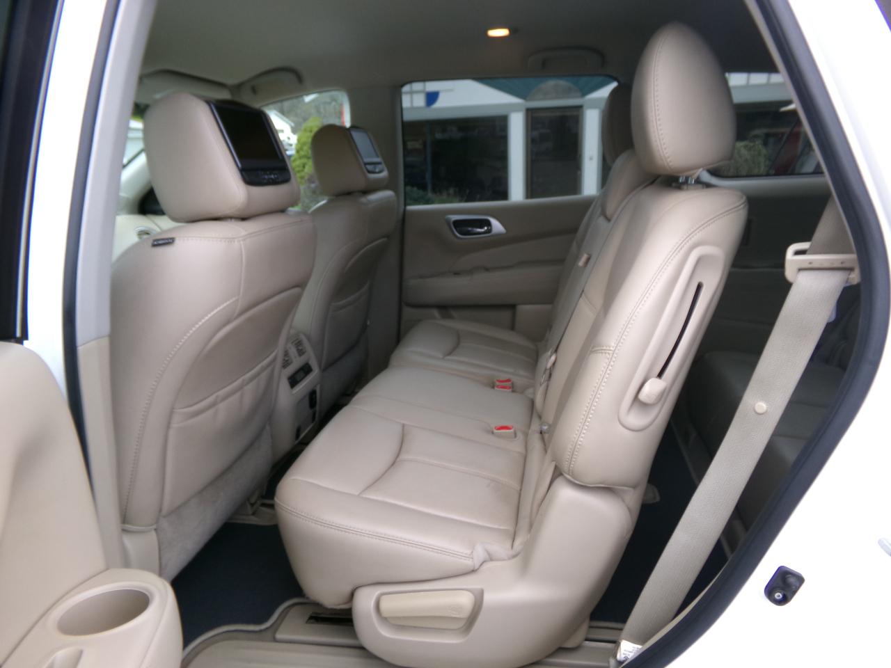 Nissan Pathfinder 4WD 4dr SL 2015