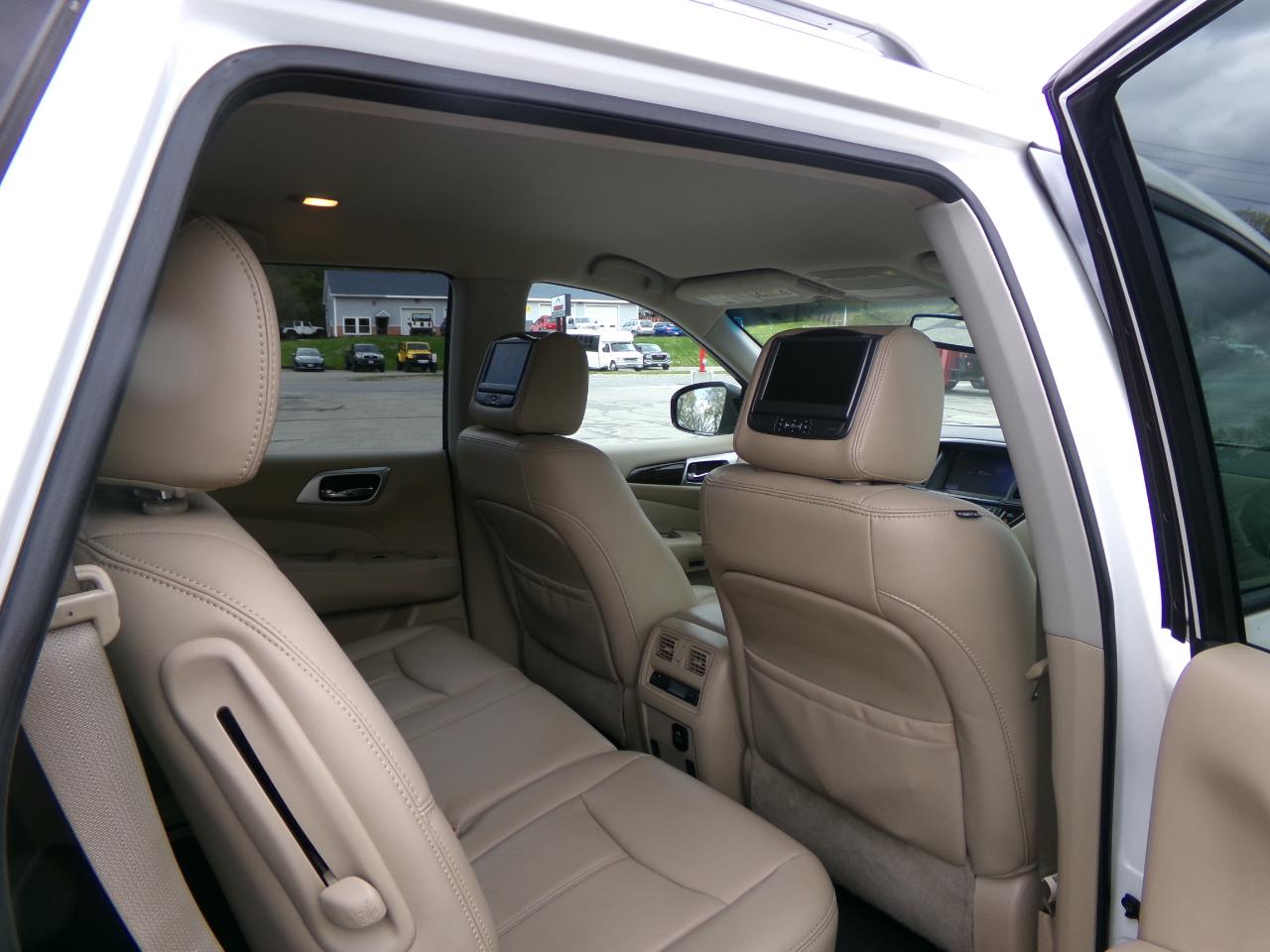 Nissan Pathfinder 4WD 4dr SL 2015